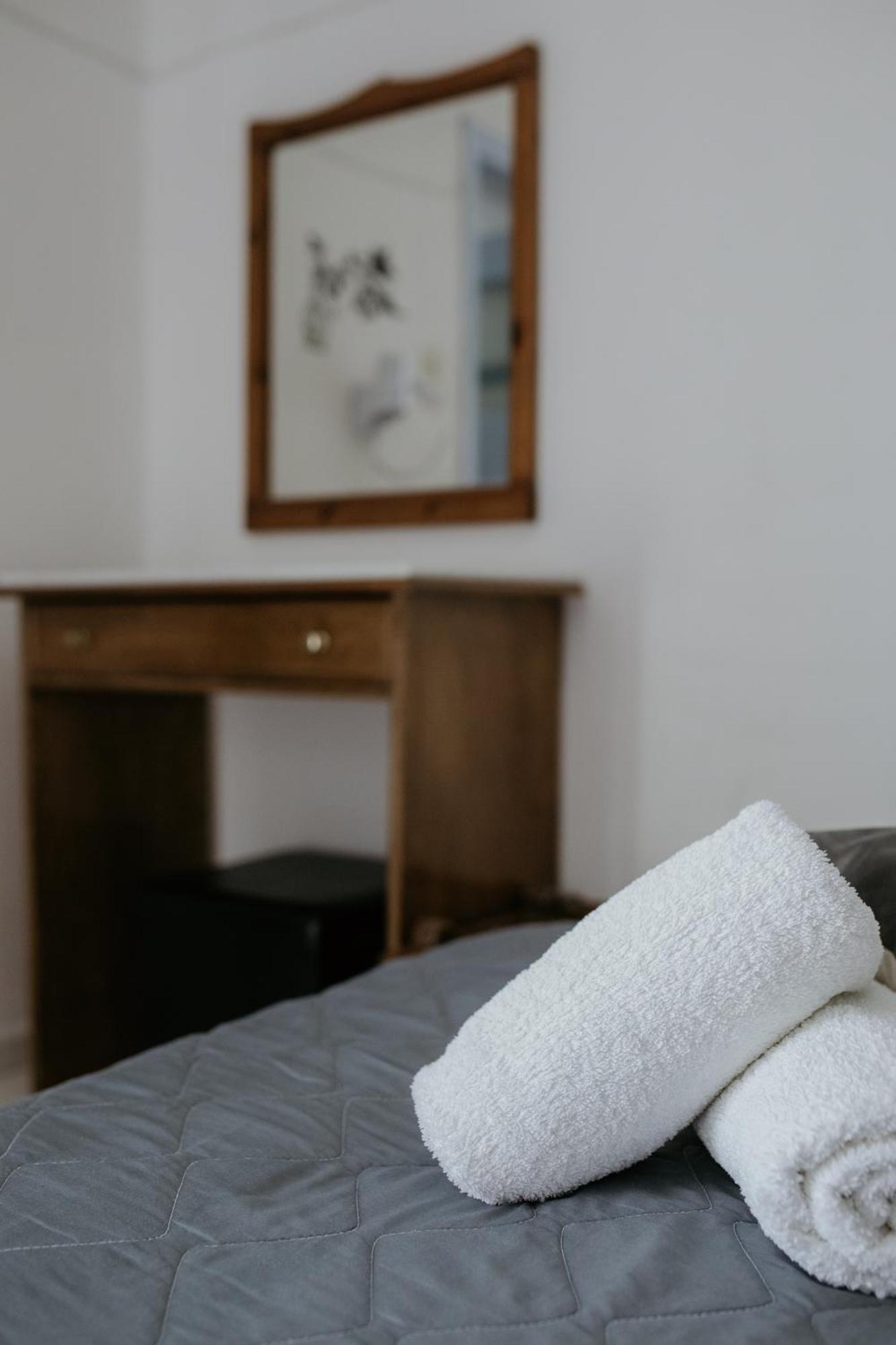 Hotel Thirasia Fira  Phòng bức ảnh