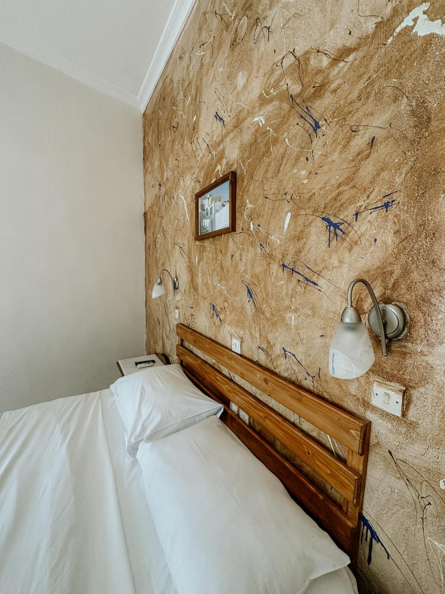 Hotel Thirasia Fira  Phòng bức ảnh
